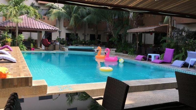 Cocco Resort Pattaya Ngoại thất bức ảnh